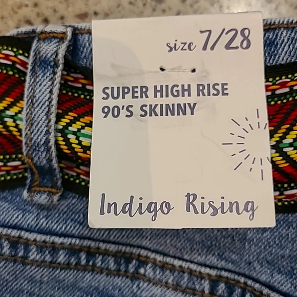 NWT "INDIGO RISING SUPER HIGH-RISE 90s SKINNY Jeans! - Picture 4 of 6